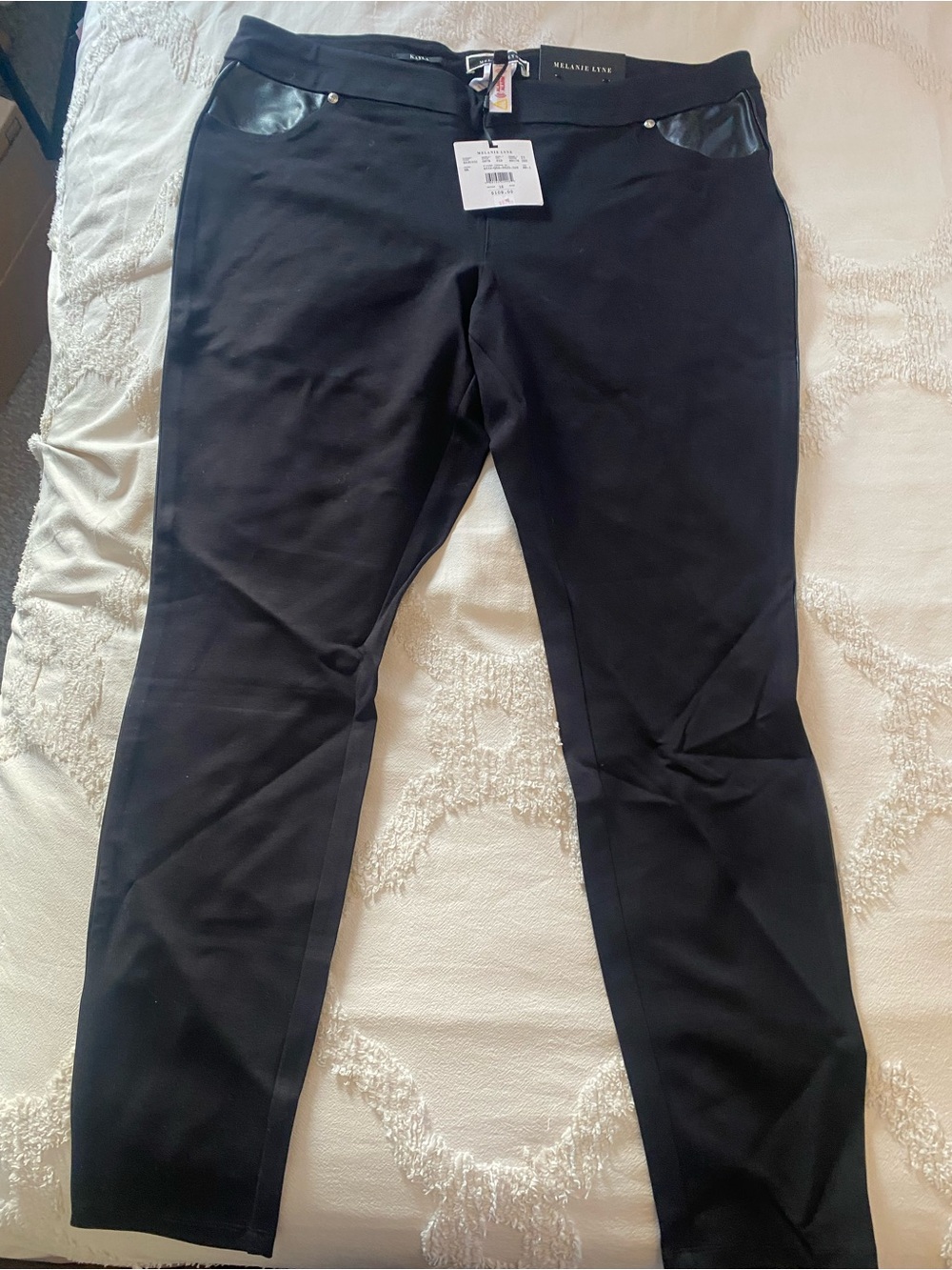 Melanie Lyne Black Ponte Skinny Pants